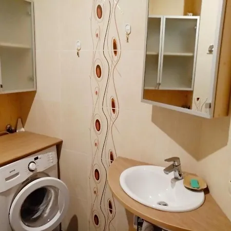 Apartnet. центр у метро - берестянская * Minsk